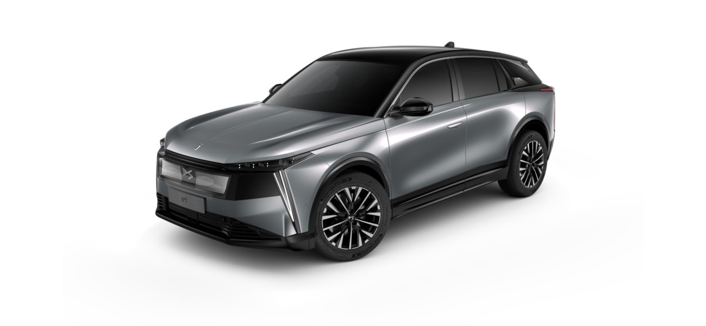 N°7 LA PREMIÈRE - DS Automobiles Levallois-Perret - NEUBAUER