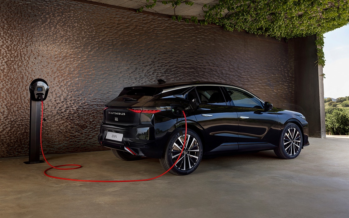 DS 7 PALLAS PLUG-IN HYBRID 225 ch (PRO) - DS Automobiles Levallois-Perret - NEUBAUER