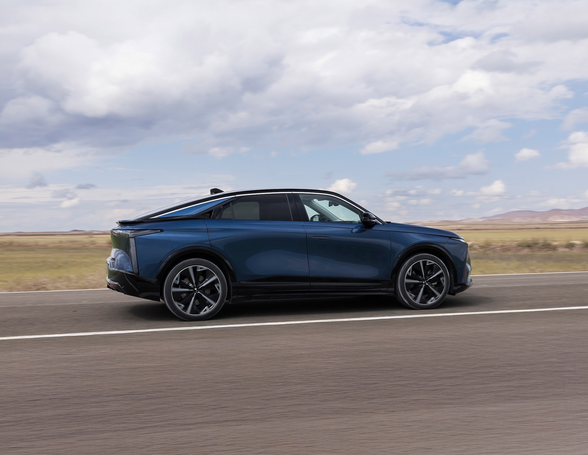 DS 9 RIVOLI + PLUG-IN HYBRID 250 ch - DS Automobiles Levallois-Perret - NEUBAUER